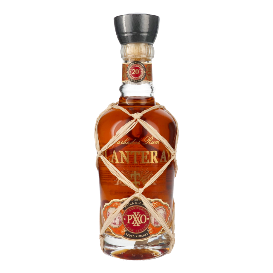 Planteray PXO 20th Anniversary Rum fles met Pedro Ximénez cask finish op witte achtergrond.